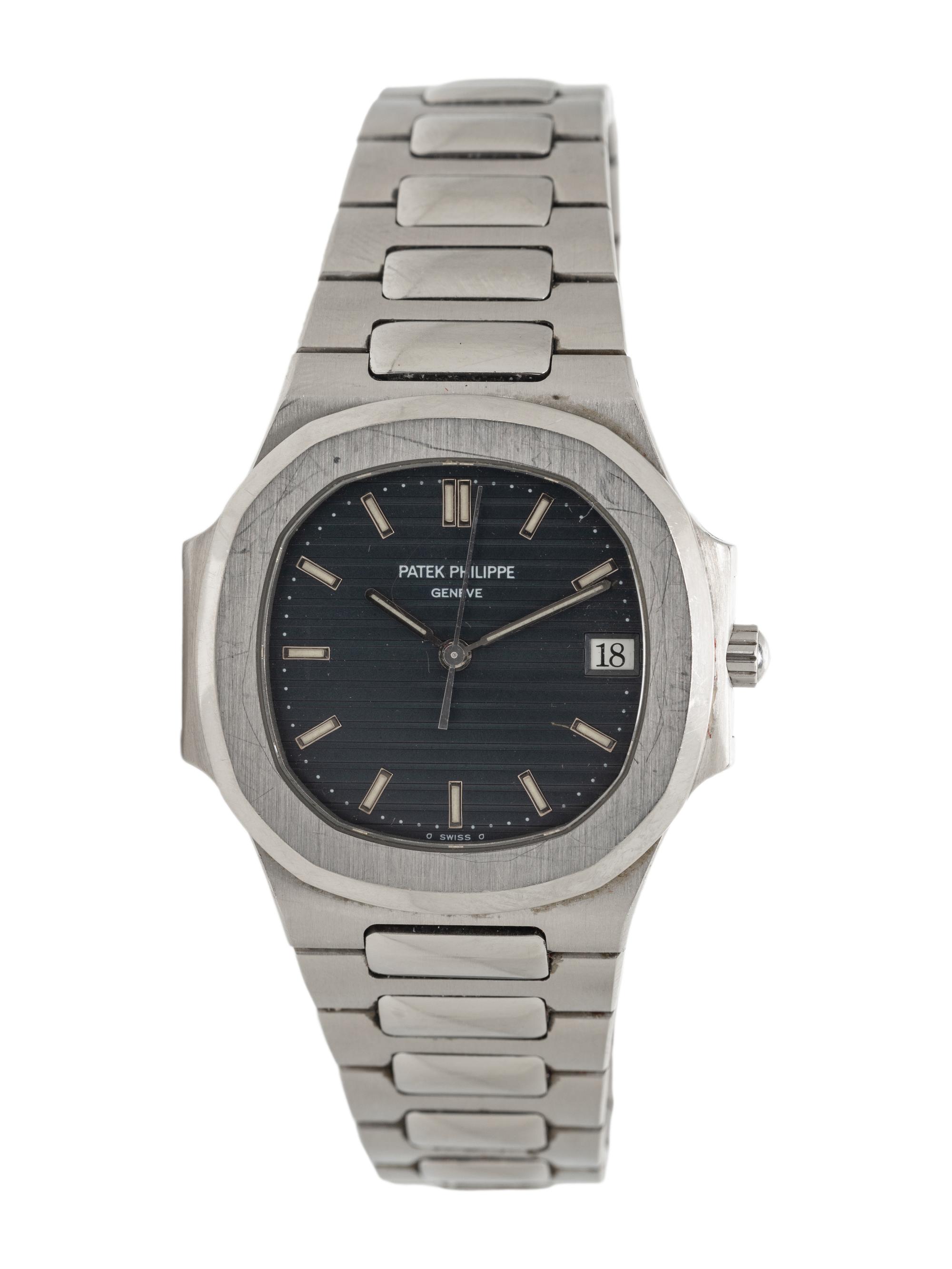 PATEK PHILIPPE. REF. 3900 STAINLESS STEEL 'NAUTILUS' WATCH