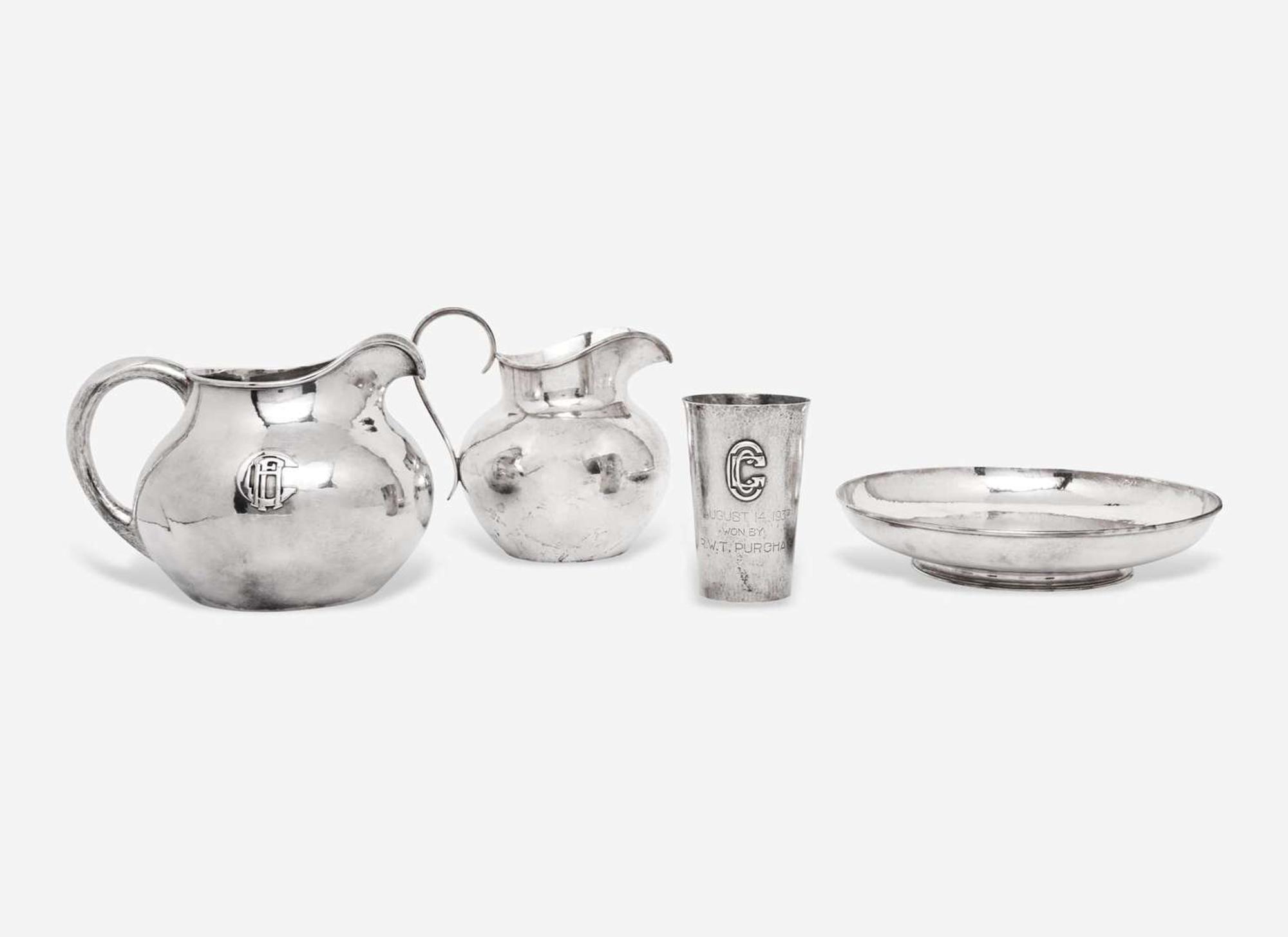 Kalo Shop, Group of Serving Items