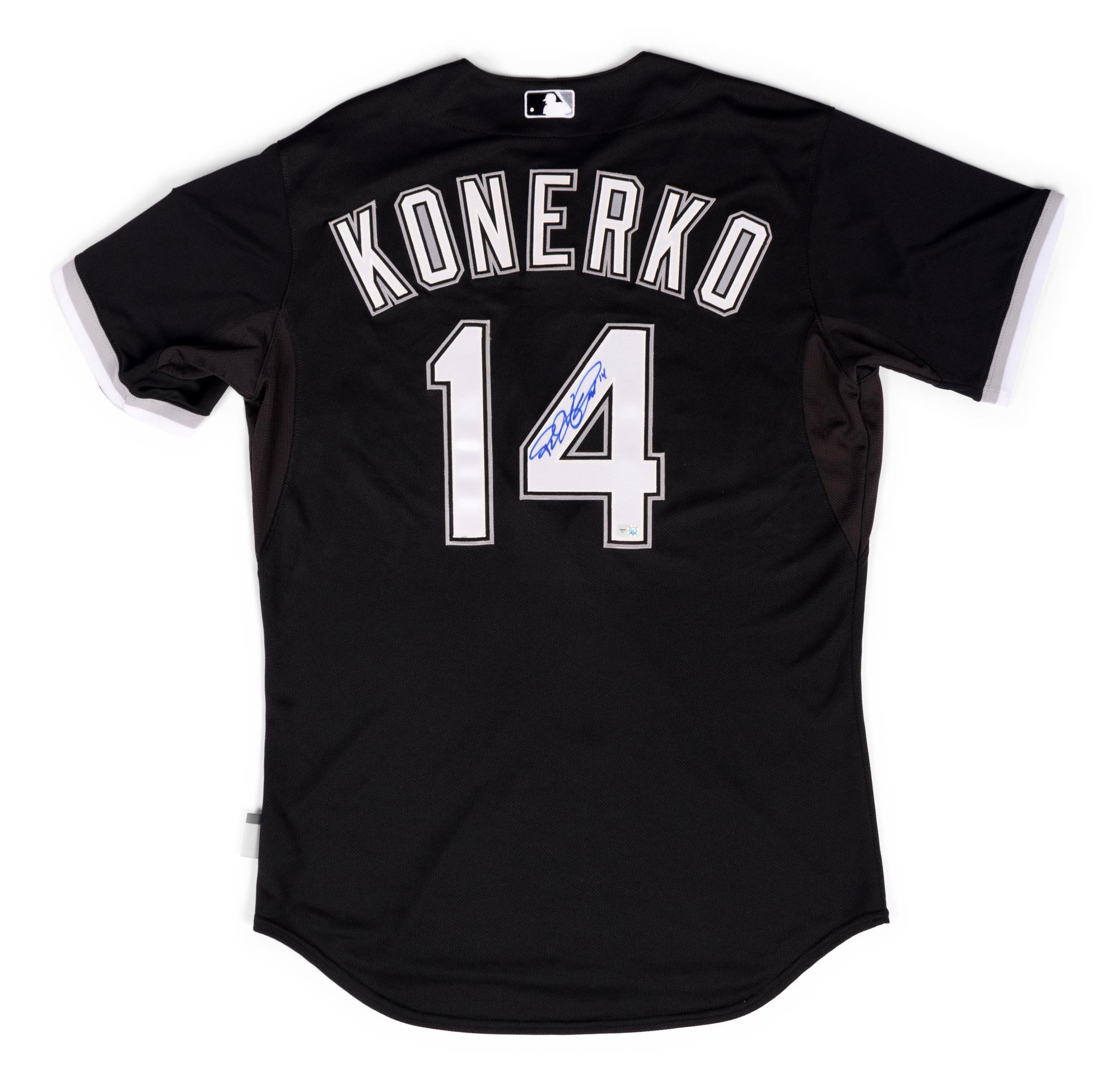 A Group of Three Signed Chicago White Sox Signed Autograph Items (Including Dick Allen and Paul Konerko),
