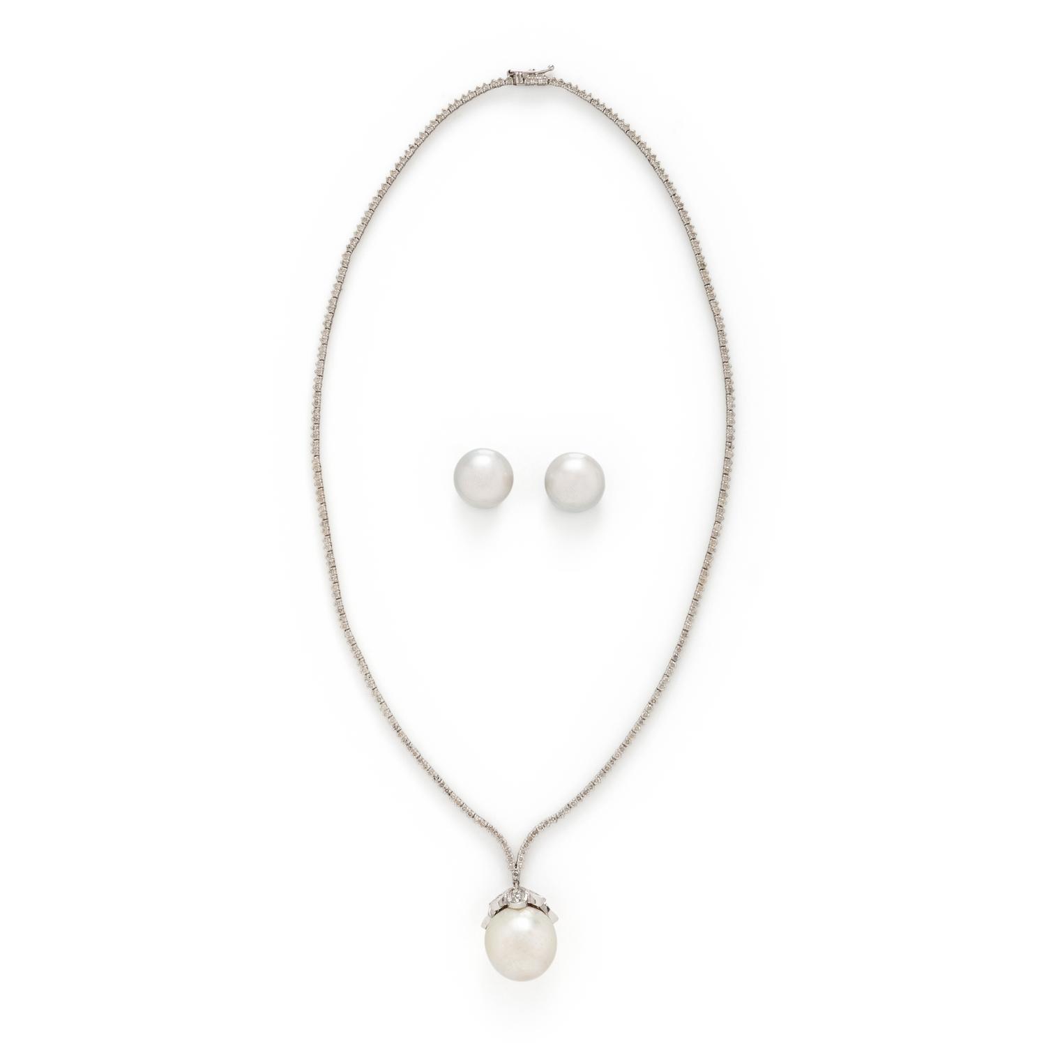 DIAMOND AND CULTURED PEARL NECKLACE AND CULTURED PEARL STUD EARRINGS