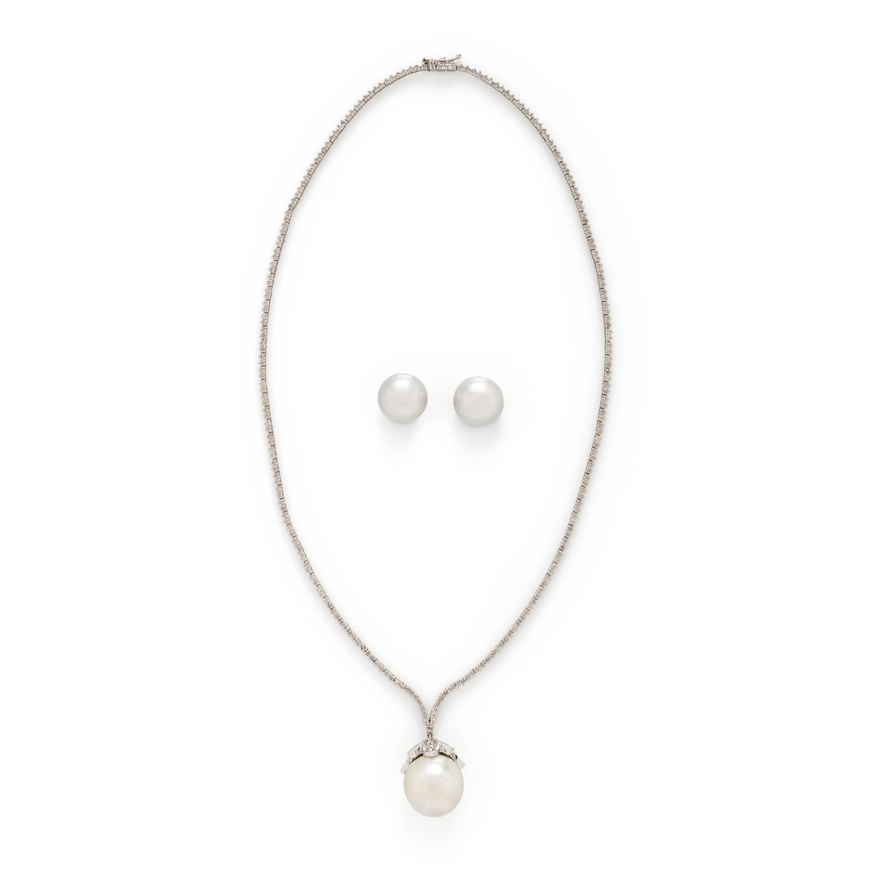 DIAMOND AND CULTURED PEARL NECKLACE AND CULTURED PEARL STUD EARRINGS