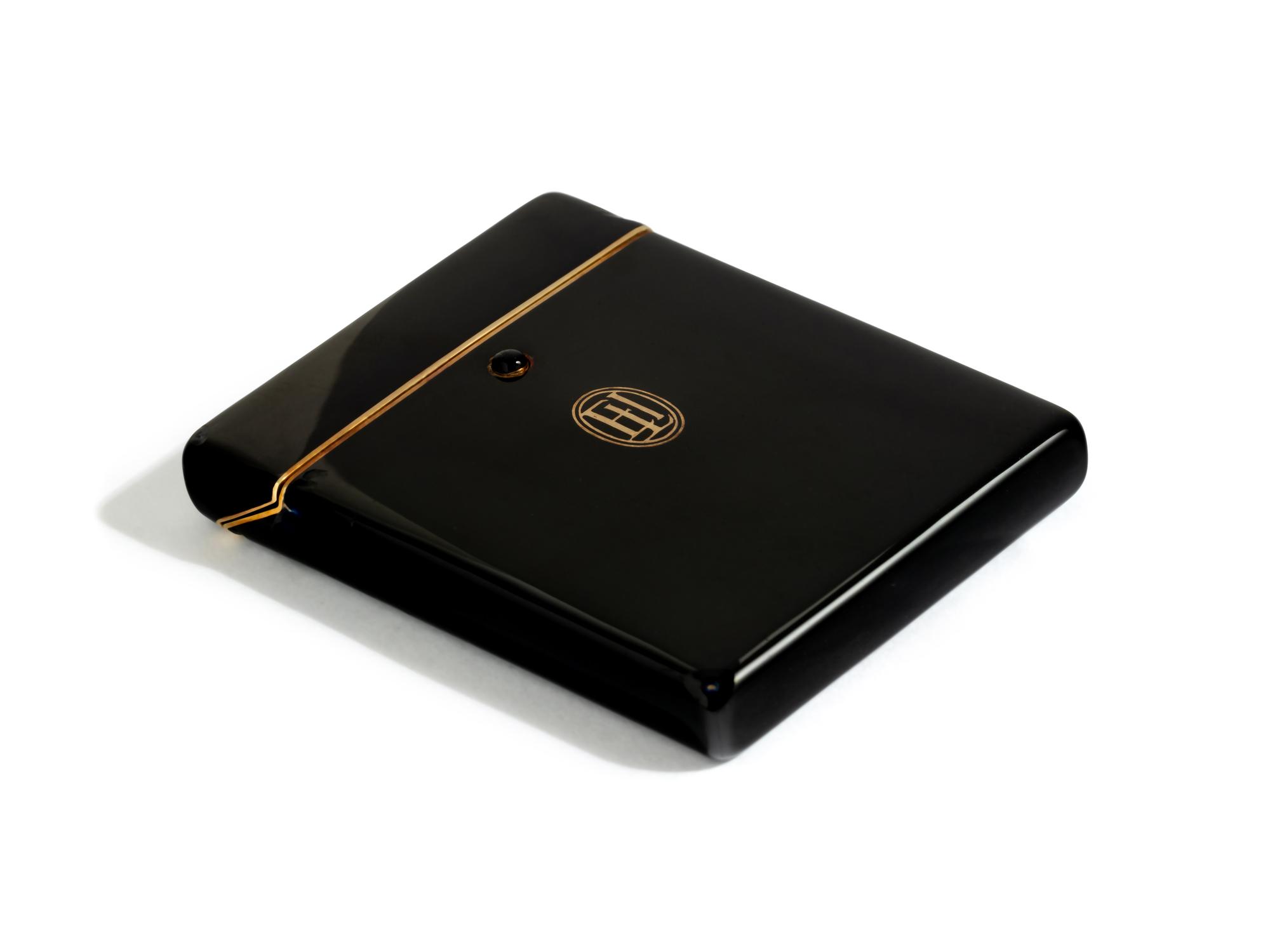 SCHANFEIN & TAMIS, ART DECO, YELLOW GOLD AND BLACK ENAMEL CIGARETTE CASE