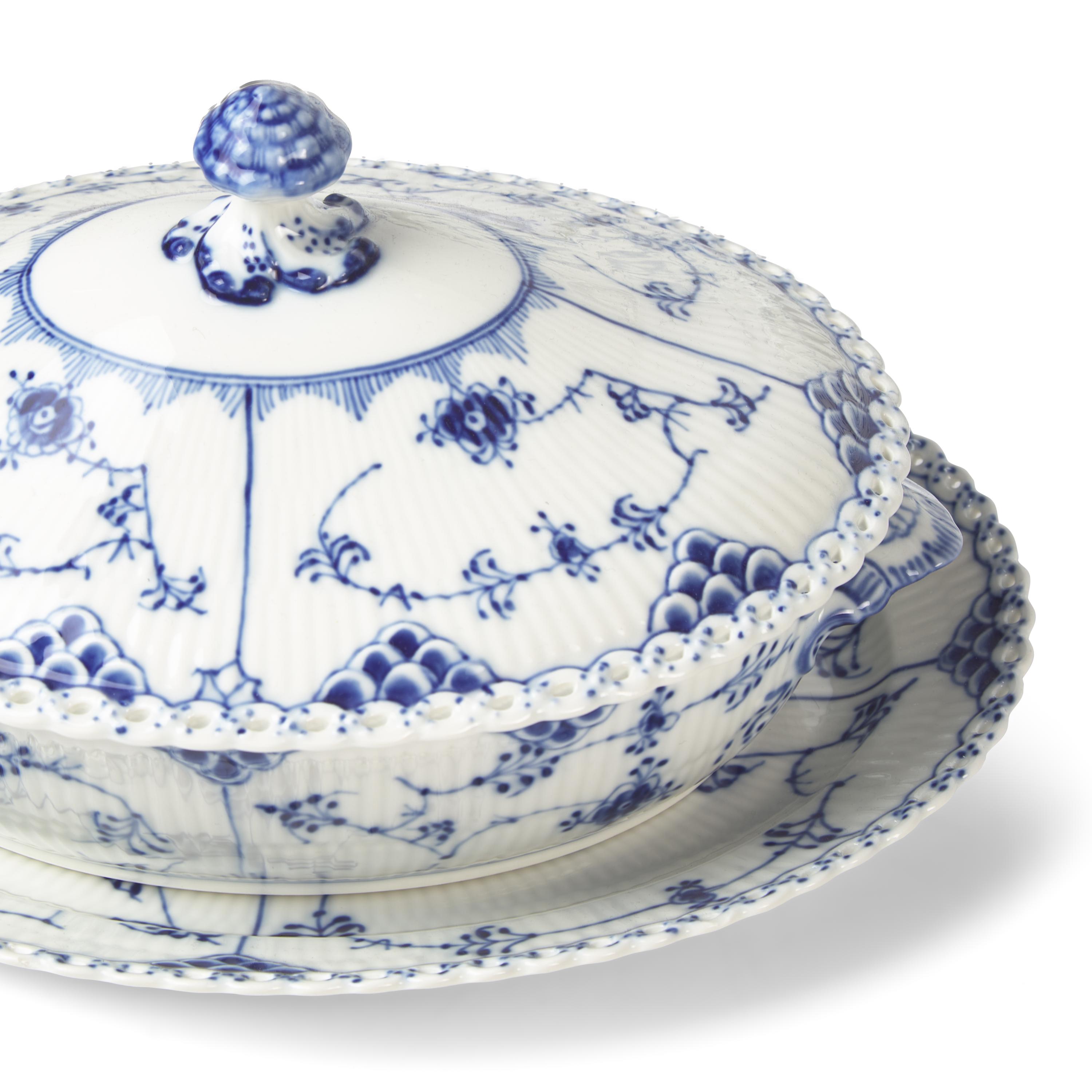 A Royal Copenhagen Blue Fluted Full Lace Porcelain Dinner Service
