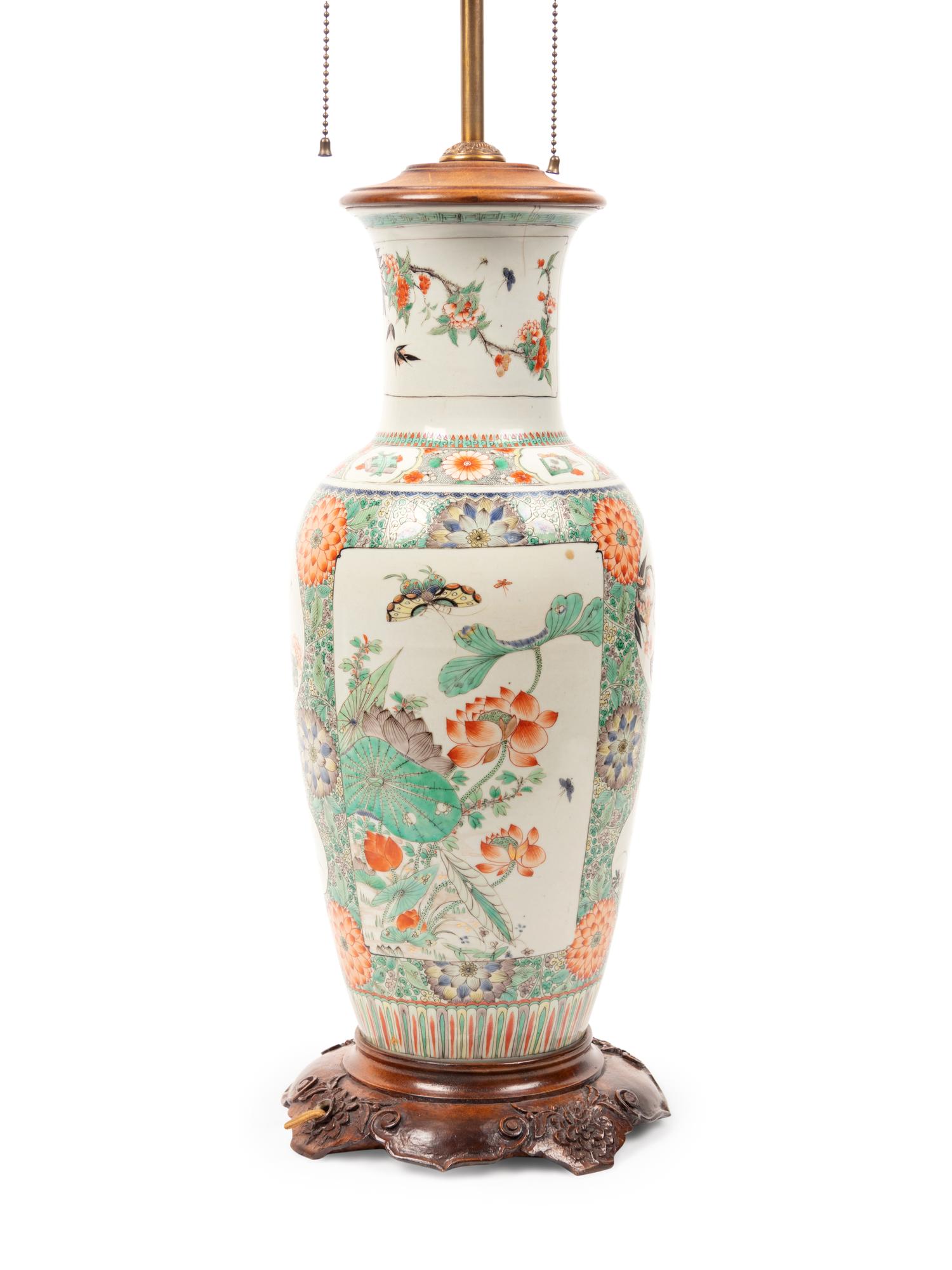 A Chinese Famille Verte Porcelain Vase