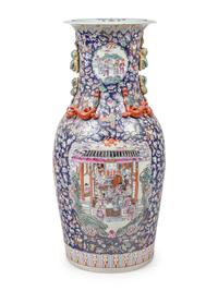 A Chinese Enameled Porcelain Vase