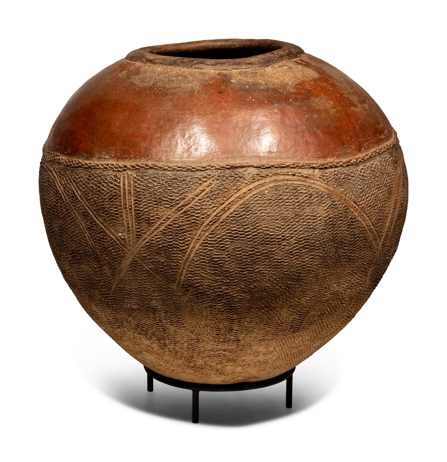 A Bobo Earthenware Storage Container