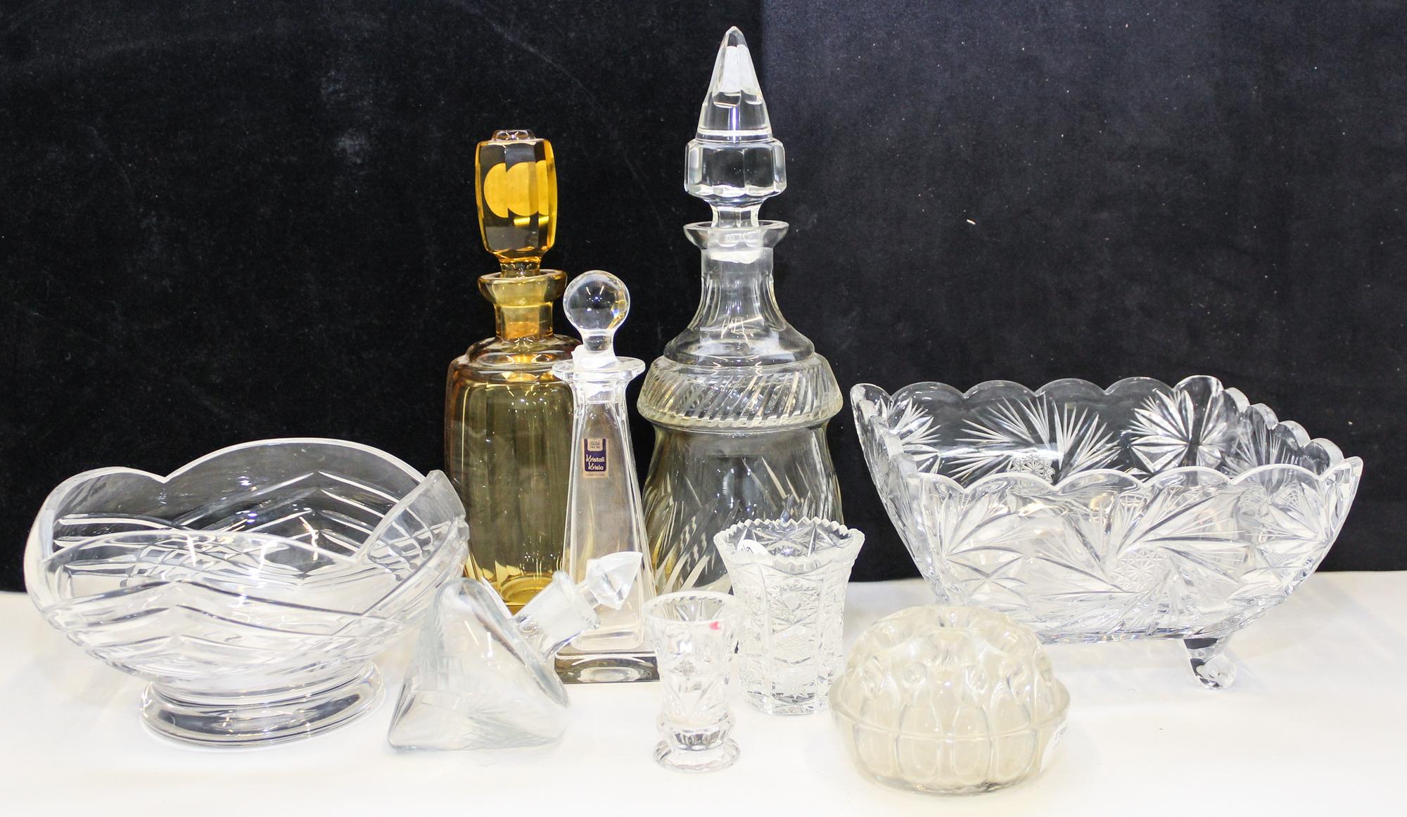 A Group of Nine Glass Articles Height of tallest 12 1/2 inches.