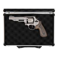 *Smith & Wesson Performance Center Model 625-8 Revolver in Locking Performance Center Case