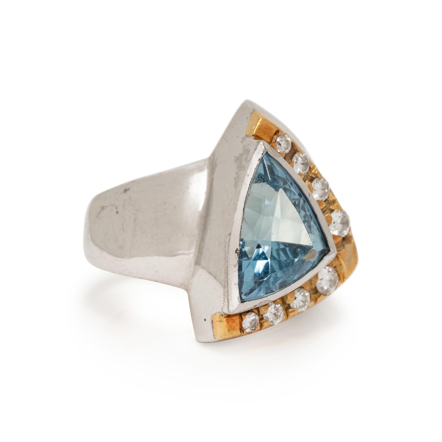 AQUAMARINE AND DIAMOND RING