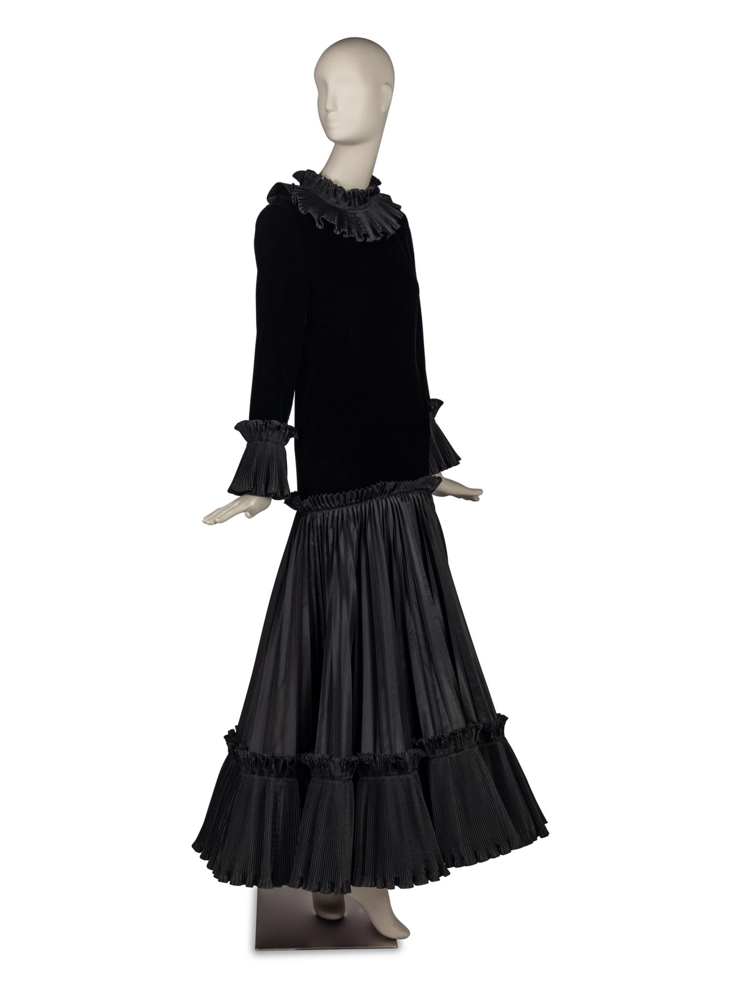 Oscar de la Renta Gown
