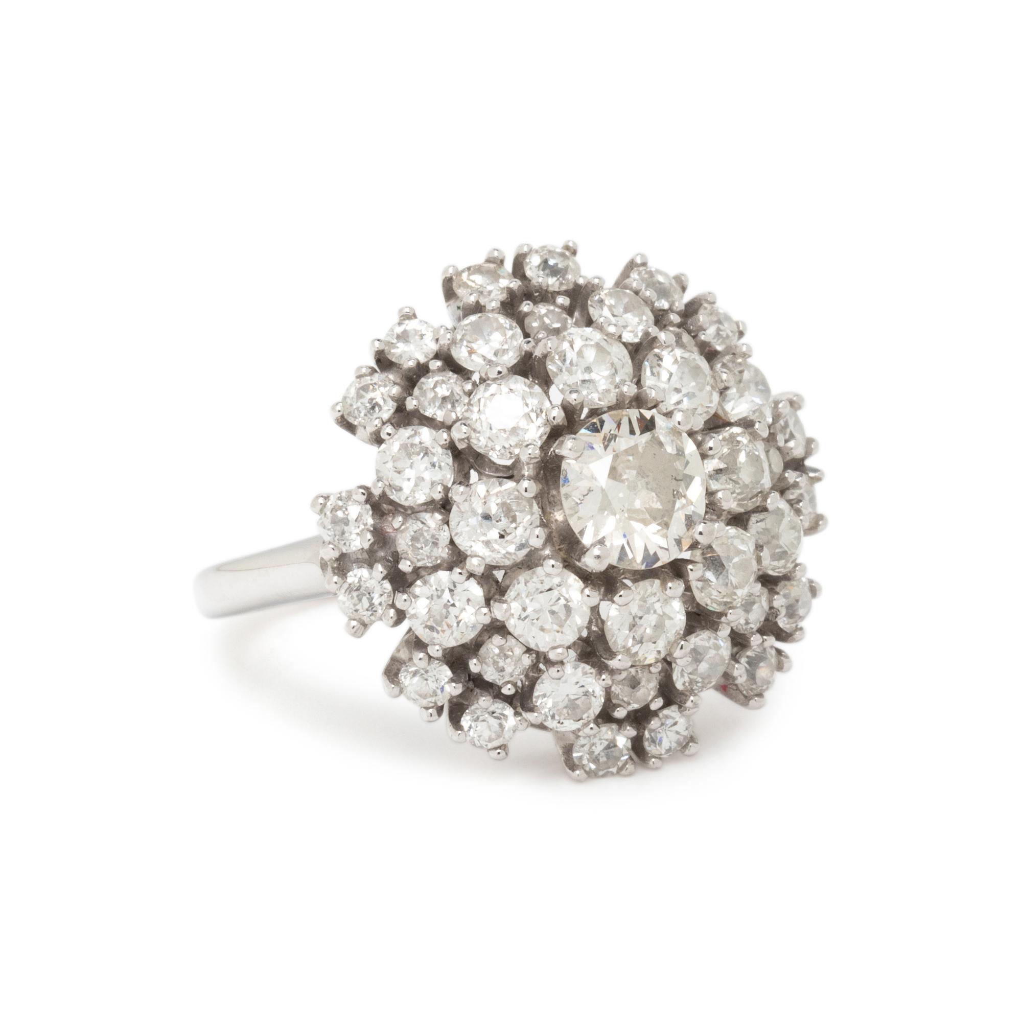 DIAMOND CLUSTER RING