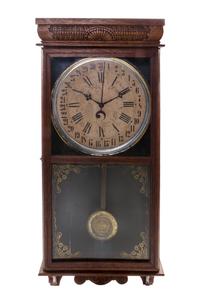 An American Oak Railroad Clock, INGRAHAM, Height 36 inches. — INGRAHAM,