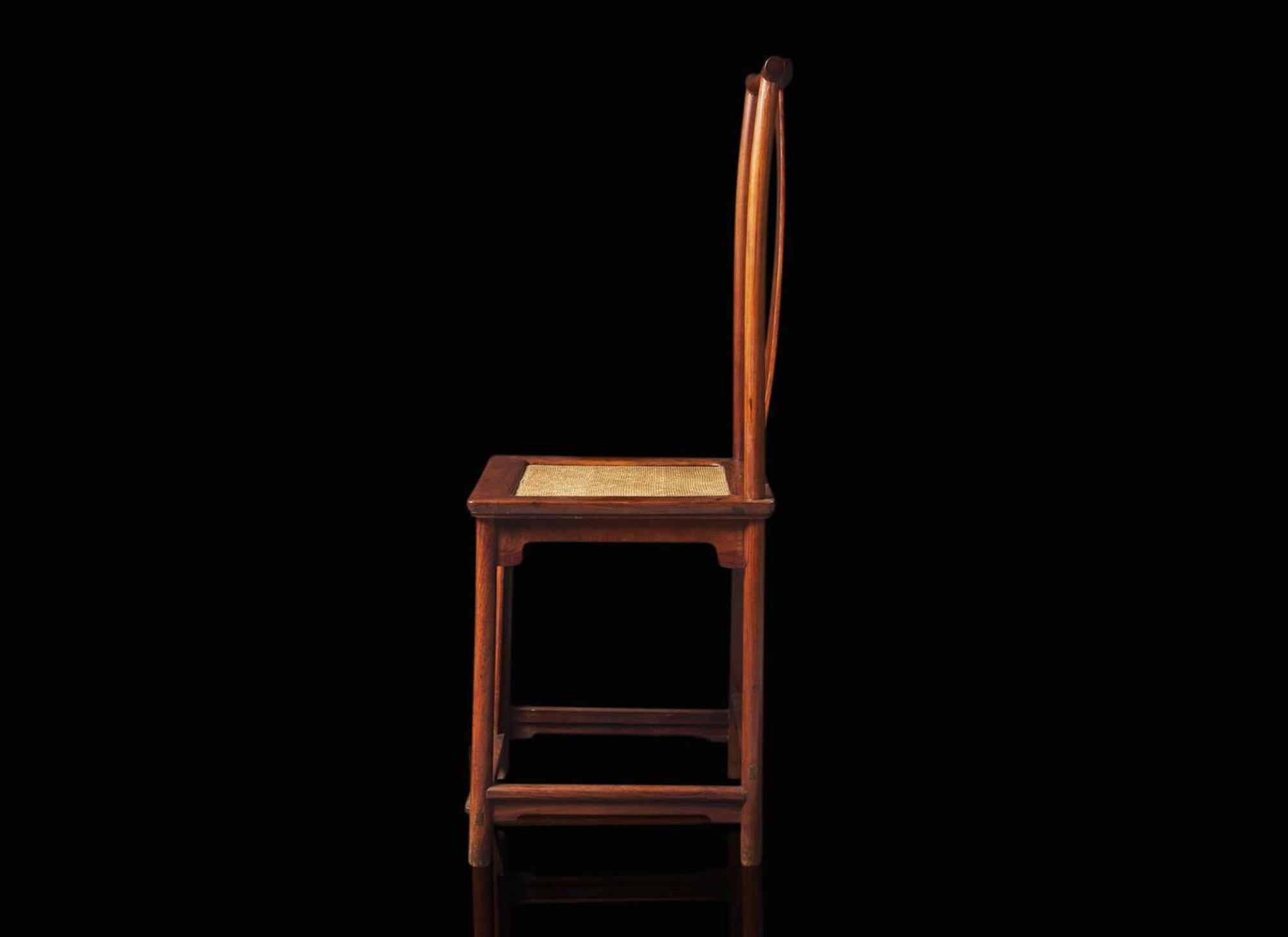 A Chinese huanghuali "Official's Hat" side chair, Guanmaoyi, 17th/18th century 黃花梨官帽椅一件 十七或十八世紀