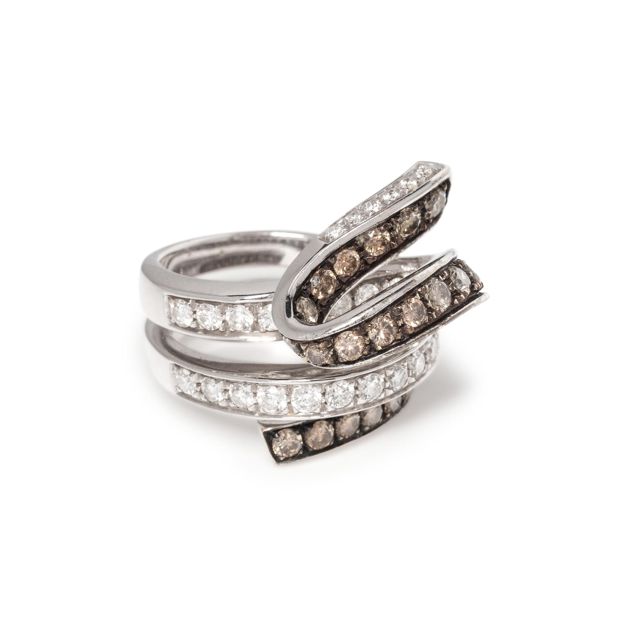DIAMOND AND COLORED DIAMOND RING