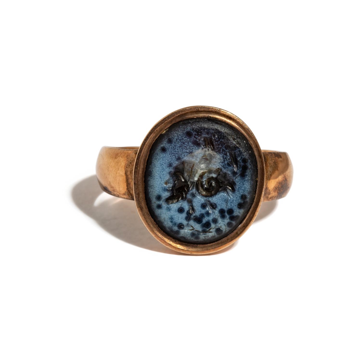 A Roman Nicolo Ring Stone with a Gryllos — Set in a gold ring