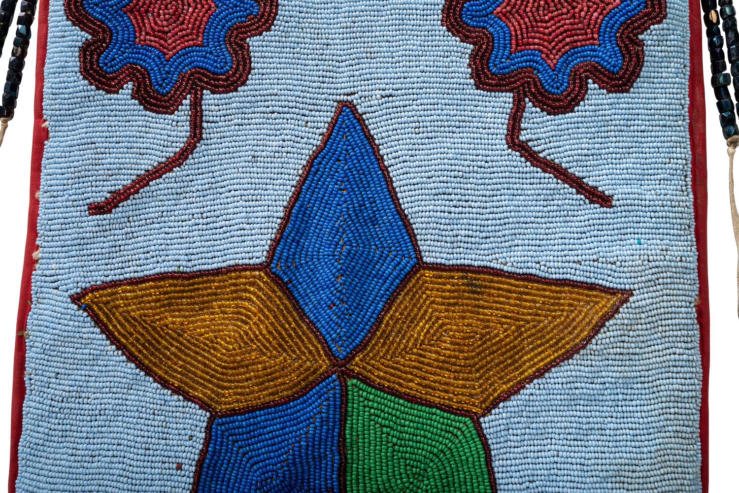 Plateau Beaded Flat Bags