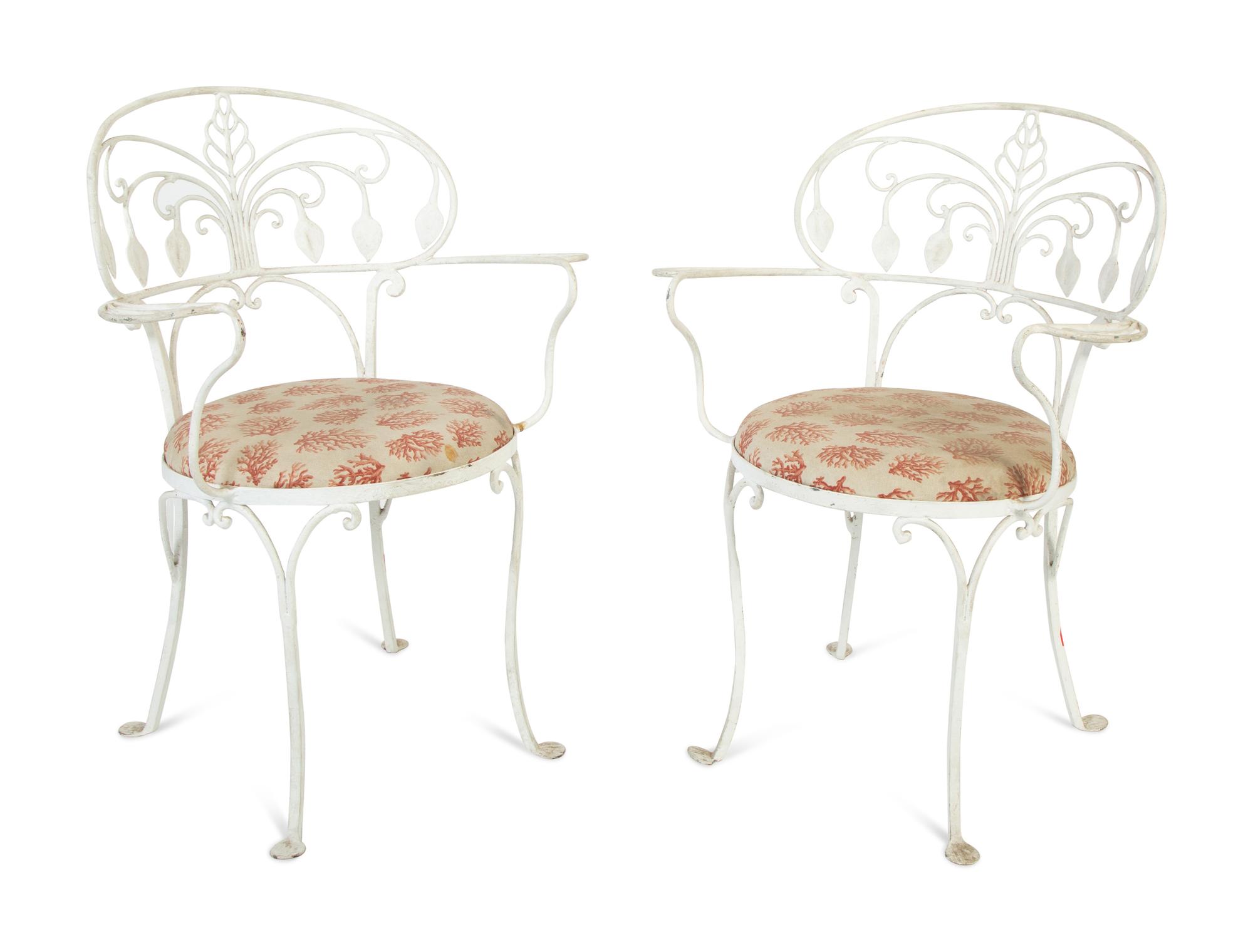 A Pair of White Painted Iron Garden Chairs — 20TH CENTURY