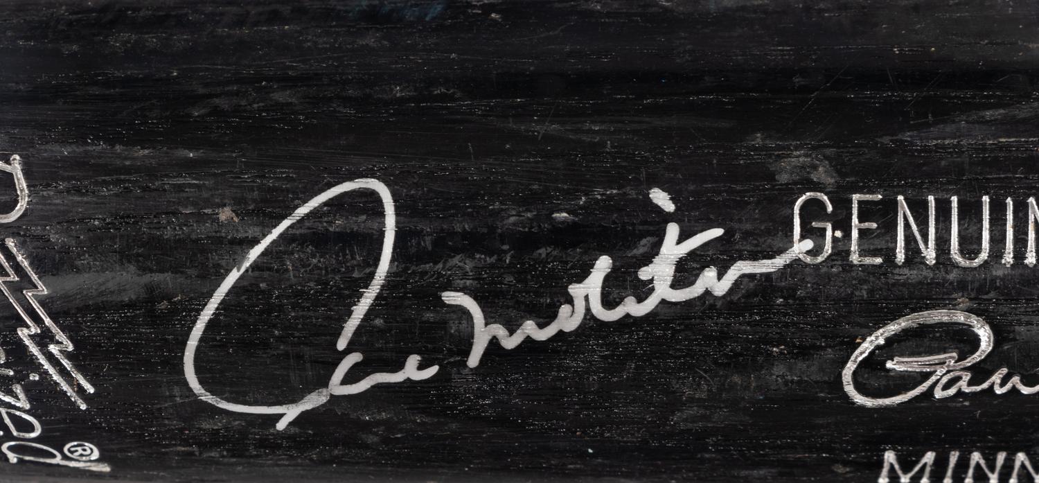 A 1997 Paul Molitor Game Used Louisville Slugger Bat and Signed Autograph Baseball