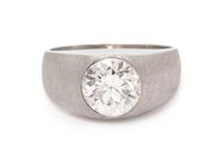 A Platinum and Diamond Ring, 8.55 dwts.