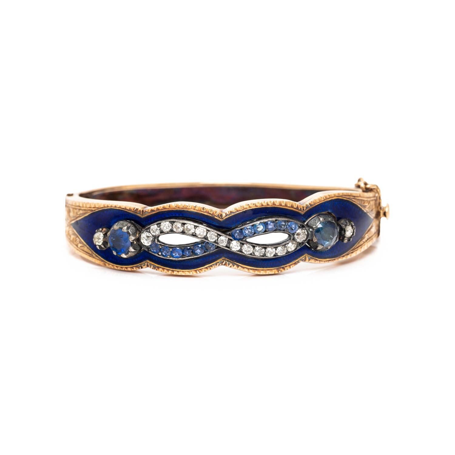 SAPPHIRE, DIAMOND, AND YELLOW GOLD BANGLE BRACELET