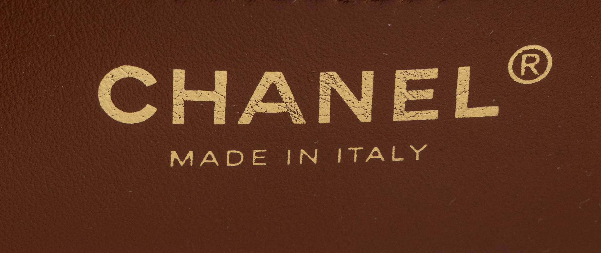 Chanel, Mini 22 Bucket Bag in Brown Leather