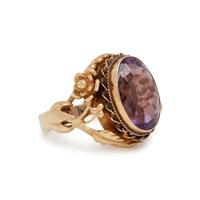 YELLOW GOLD AND AMETHYST RING
