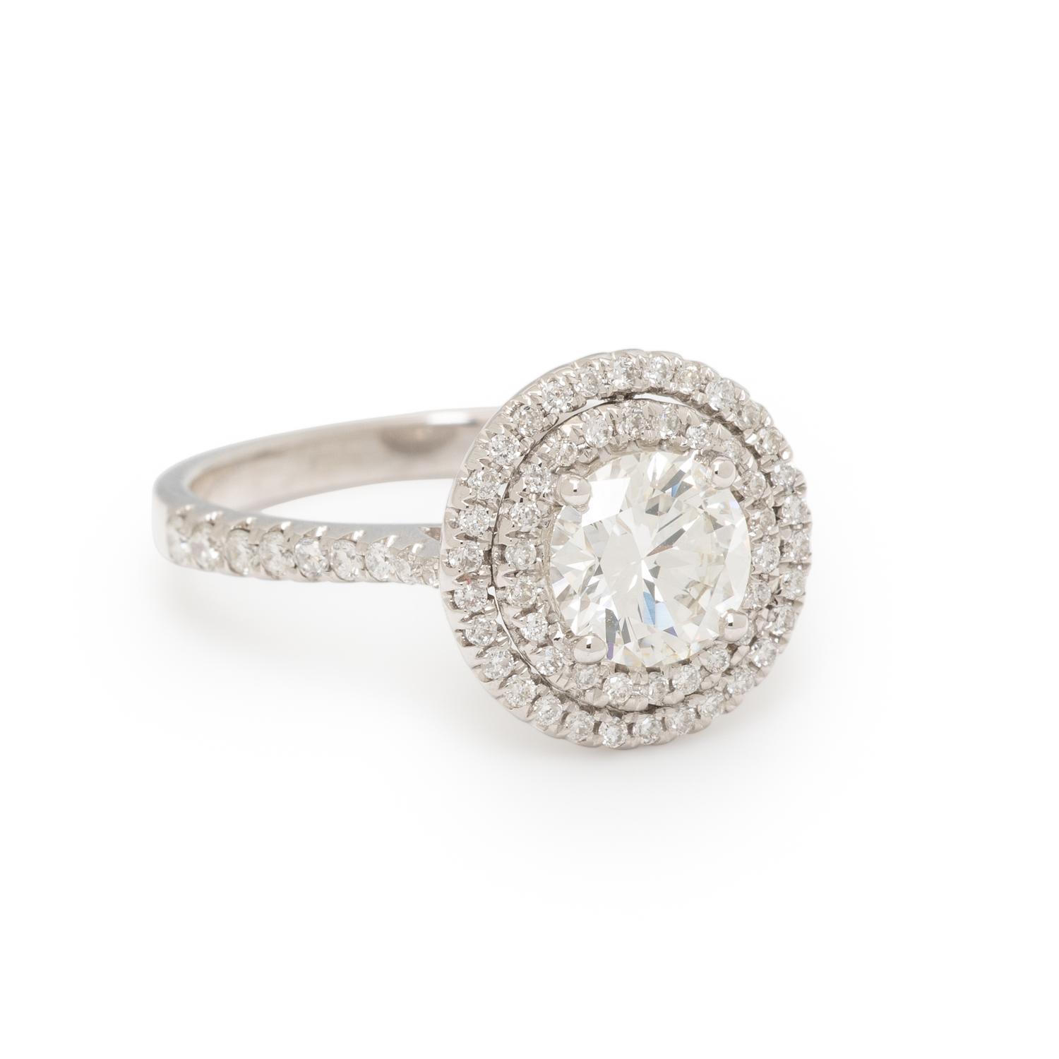DIAMOND AND WHITE GOLD RING