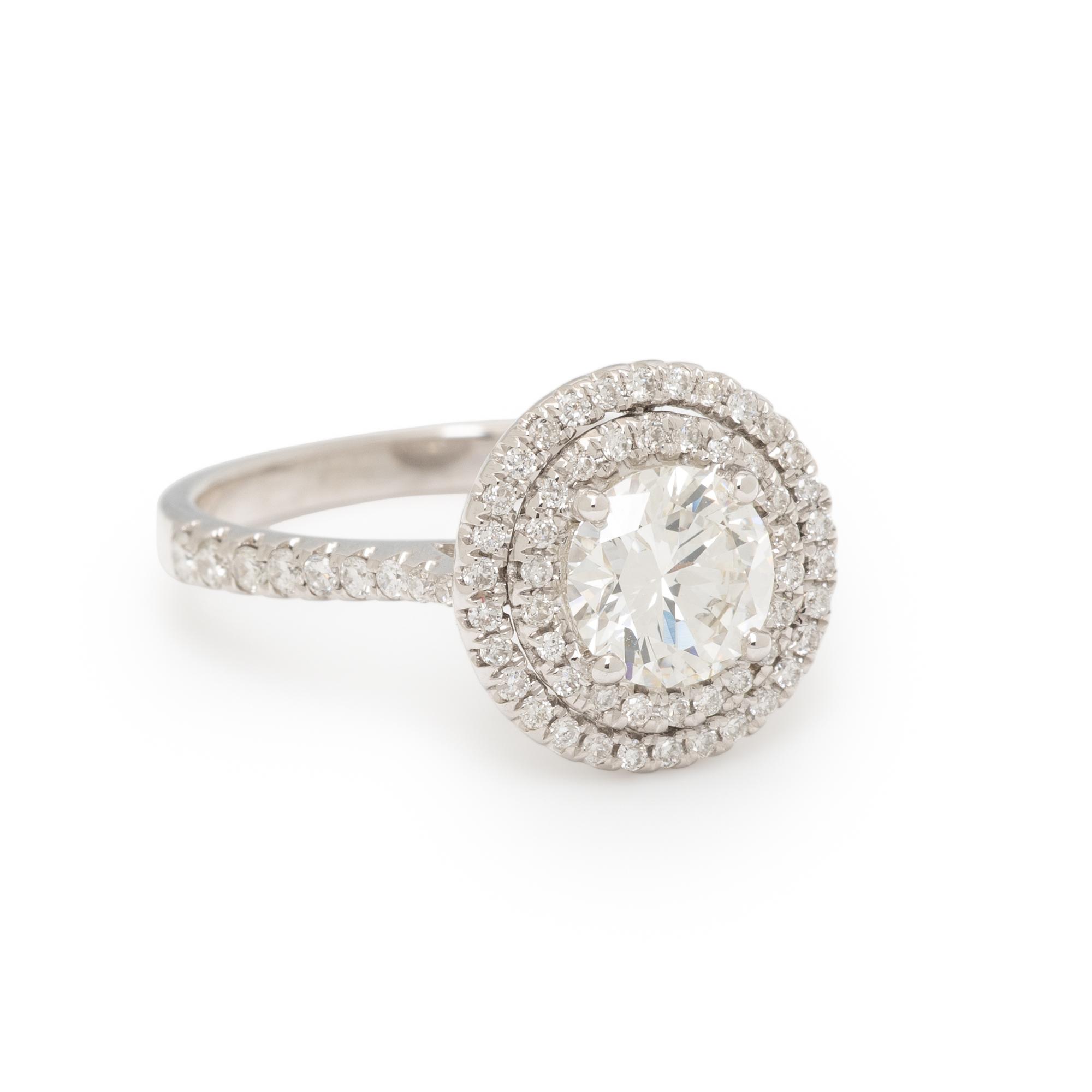 DIAMOND AND WHITE GOLD RING