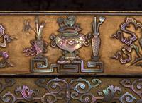 A finely executed Japanese mother of pearl-inlaid lacquer scholar's tray, Edo/early Meiji period 日本嵌貝母漆托盤 江戶至明治早