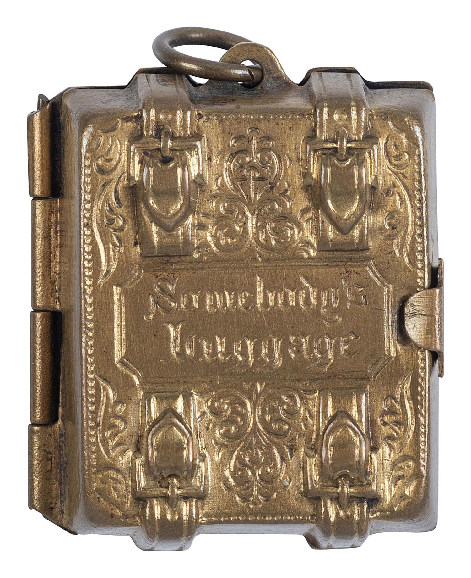 [EARLY PHOT.] Miniature wedding locket containing 12 photos of Tom Thumb & Lavinia Warren. Ca 1863.