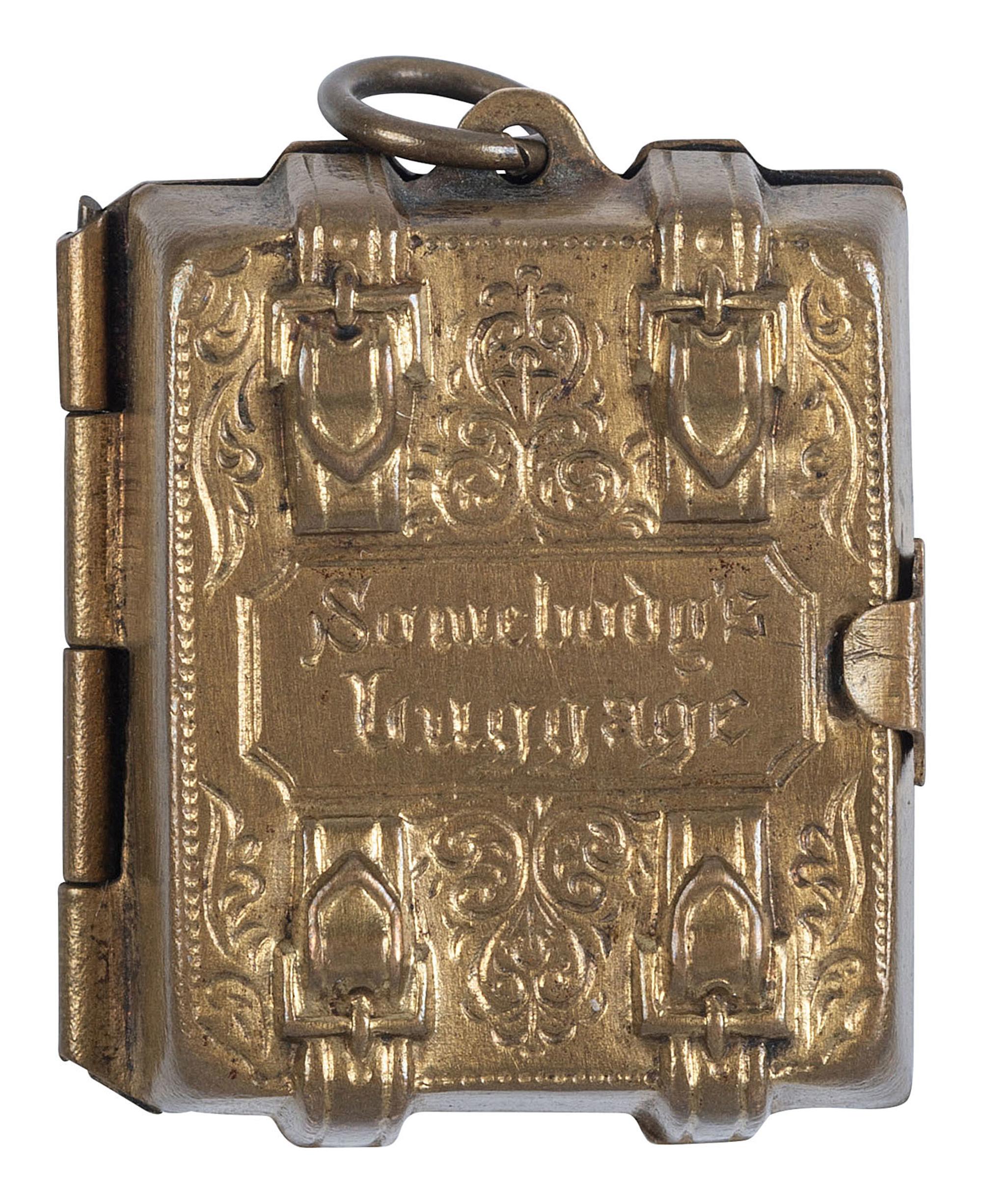 [EARLY PHOT.] Miniature wedding locket containing 12 photos of Tom Thumb & Lavinia Warren. Ca 1863.