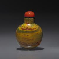 A Miniature Chinese Jasper Snuff Bottle, Qing Dynasty, Circa 1750-1860 — 1750–1860年 羊肝瑪瑙小鼻煙壺