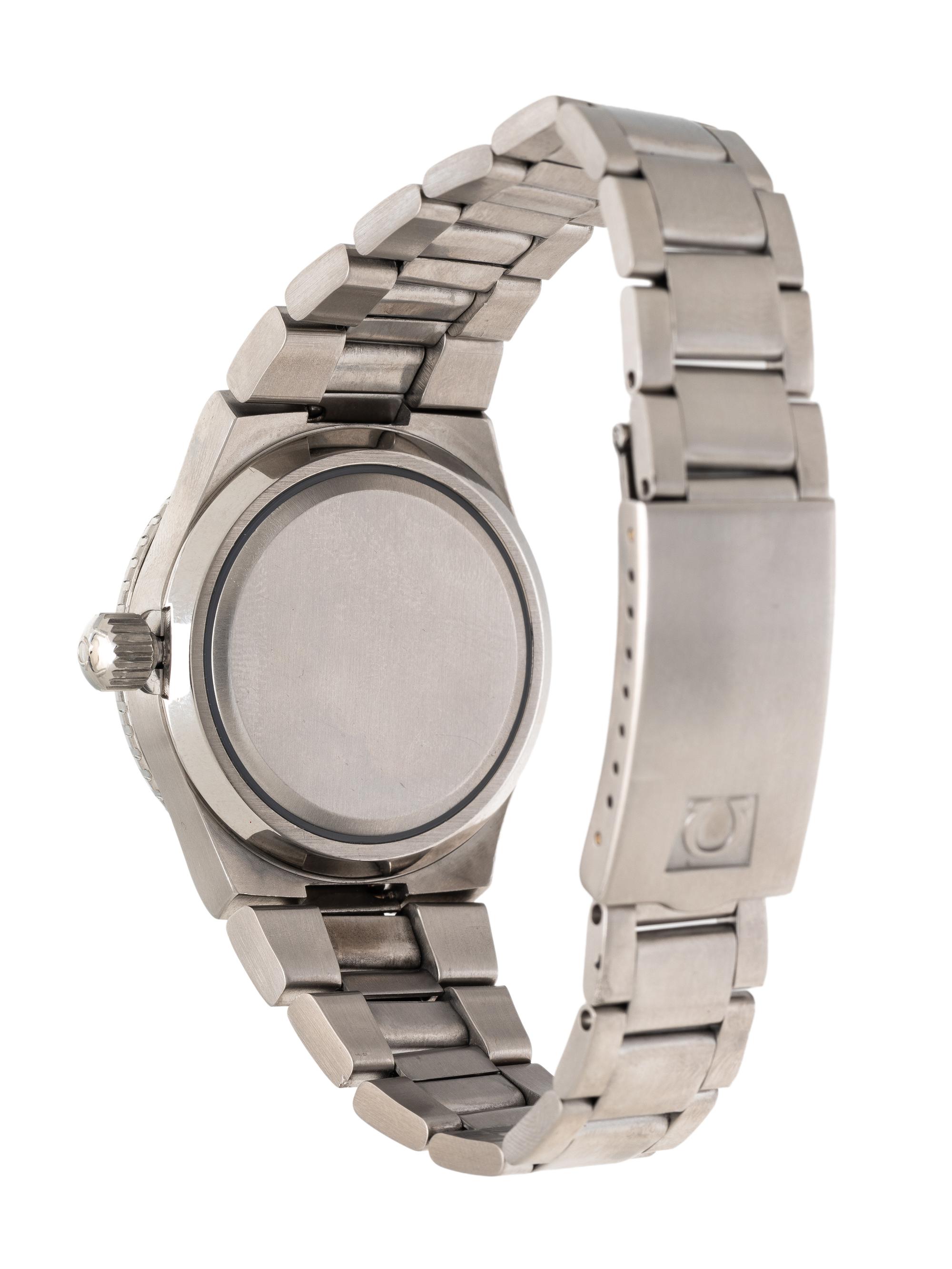 OMEGA, REF. 166.137 STAINLESS STEEL 'SEAMASTER' 'COSMIC' 'METERS FIRST' DATE WATCH, BOX & RECEIPT