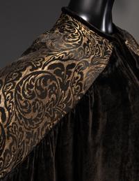 Velvet and Lamé Jacquard Evening Coat, 1910s