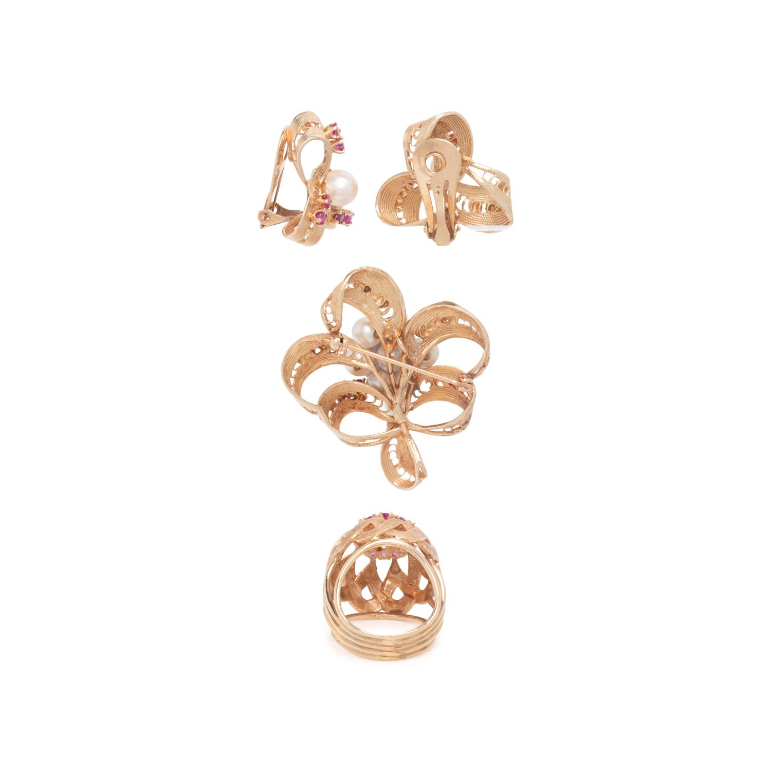 COLLECTION OF YELLOW GOLD, CULTURED PEARL, AND RUBY JEWELRY