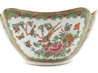 A Group of Chinese Export Porcelain Articles