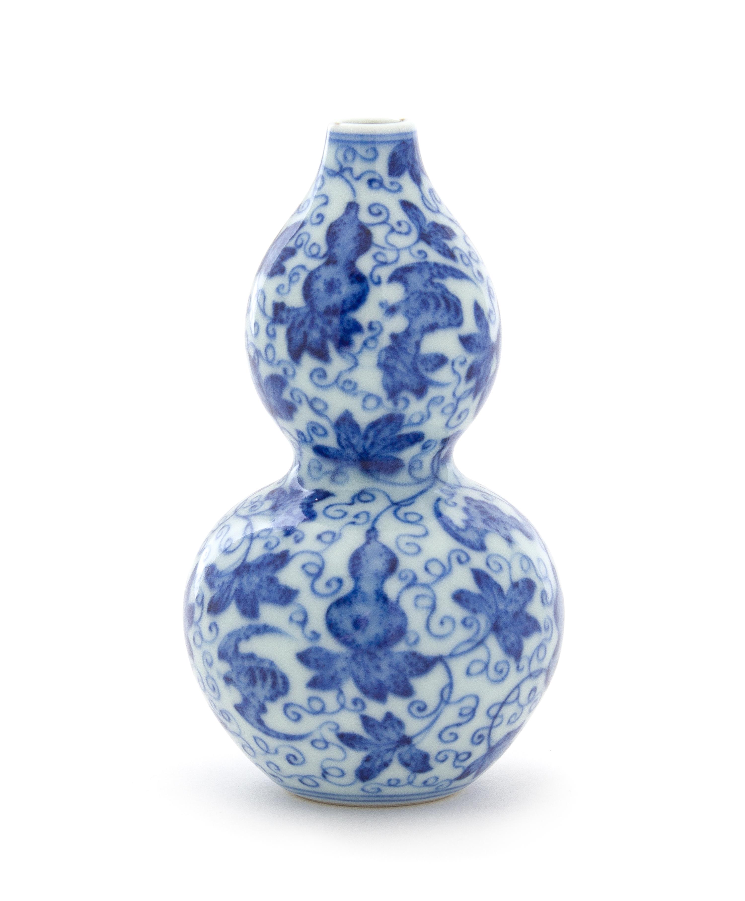 A Blue and White Porcelain Gourd Vase Height 4 1/2 inches.