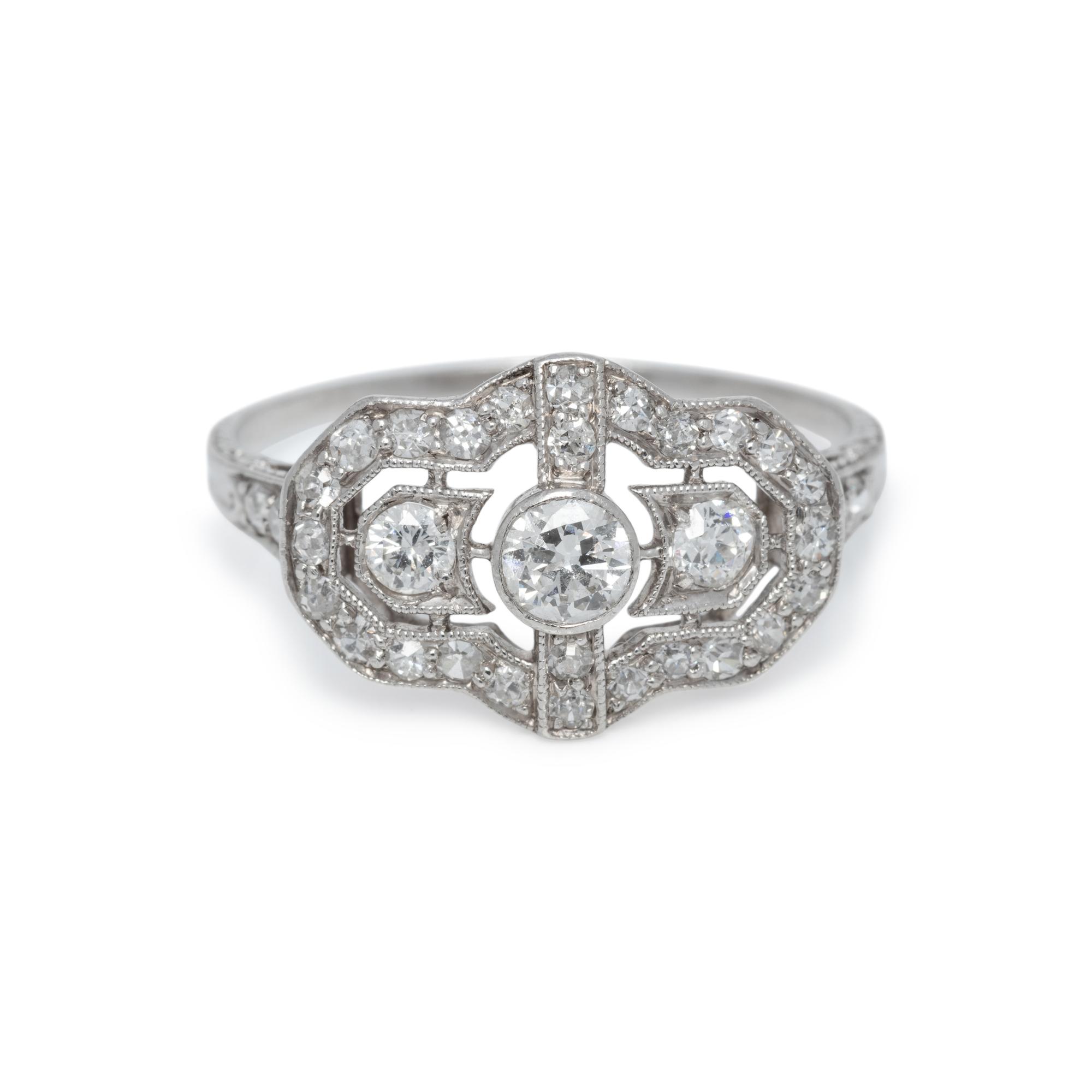 DIAMOND RING