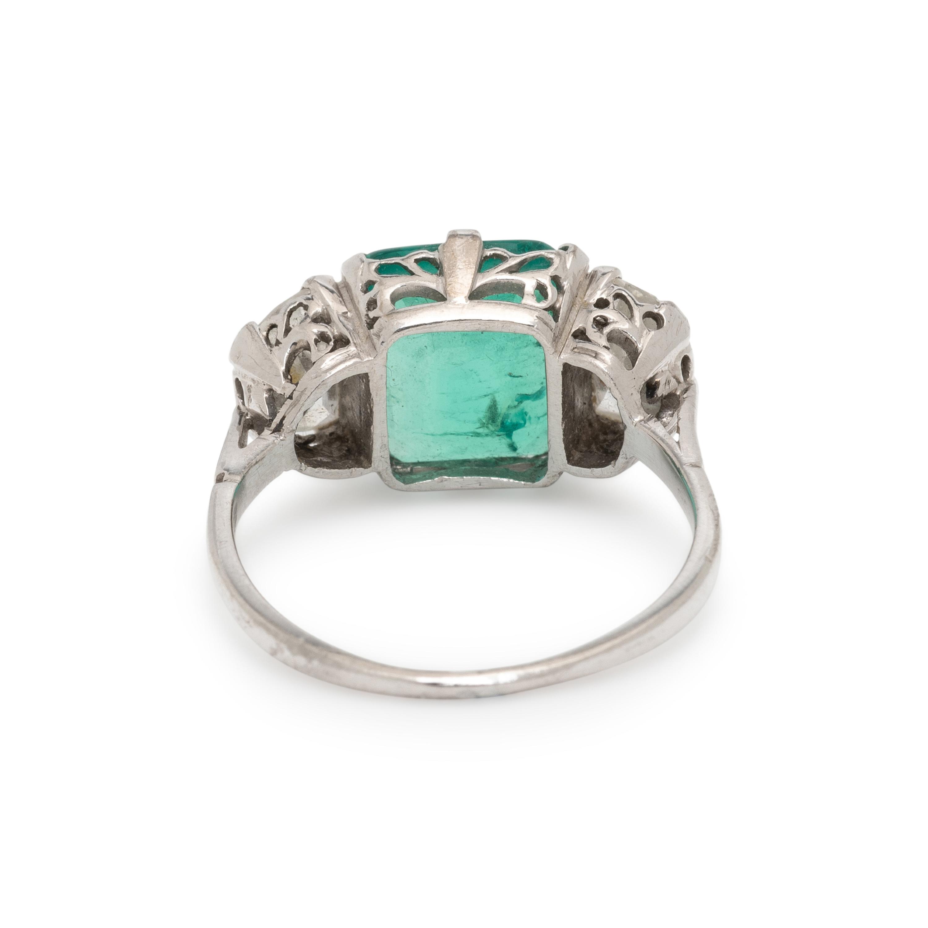 COLOMBIAN EMERALD AND DIAMOND RING