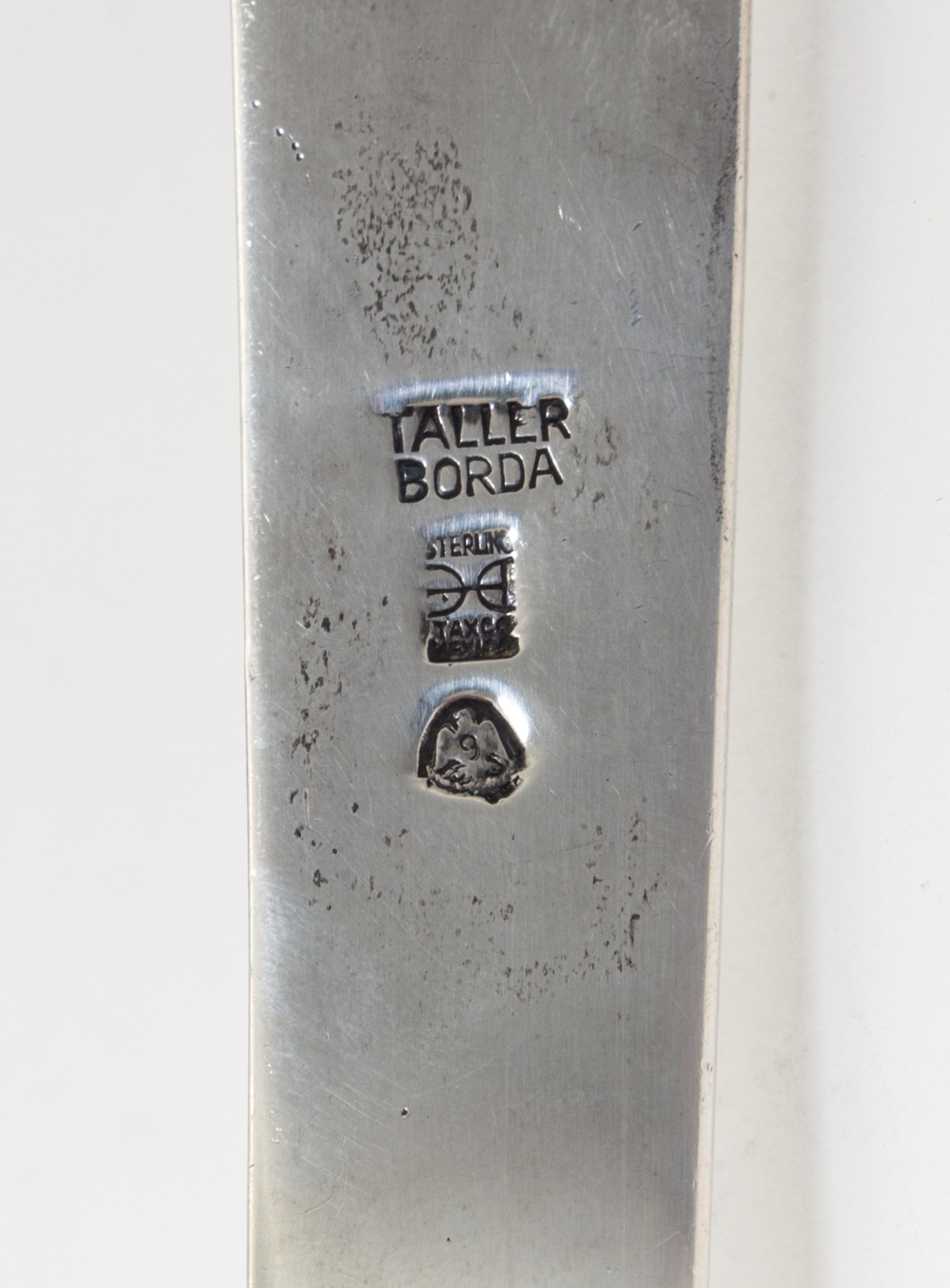 A Mexican Silver Server, Taller Borda, 20th Century, having triangular blade and scrolled handle