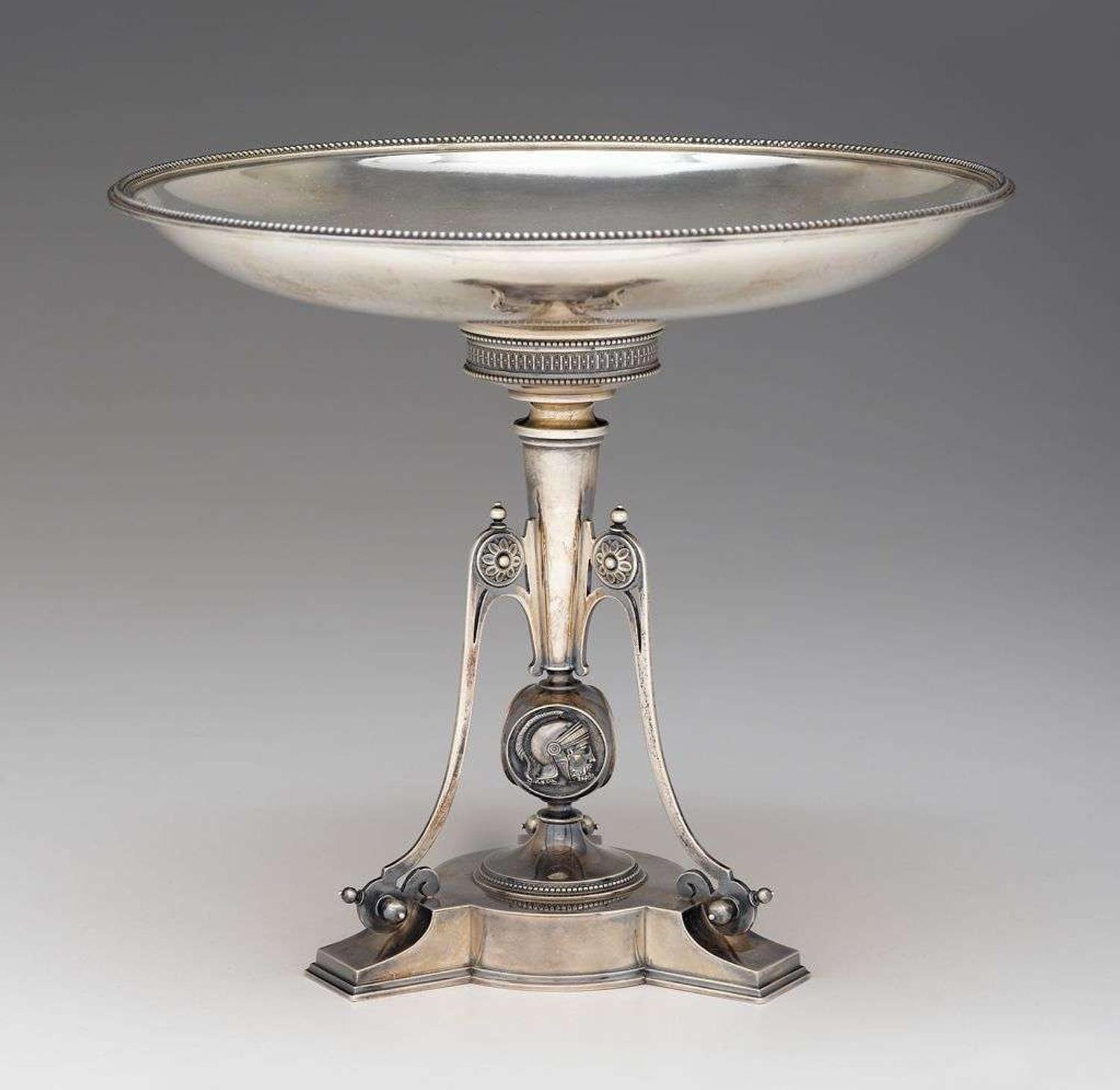 Sterling silver presentation tazza starr & marcus, new york, ny, dated, "1867"