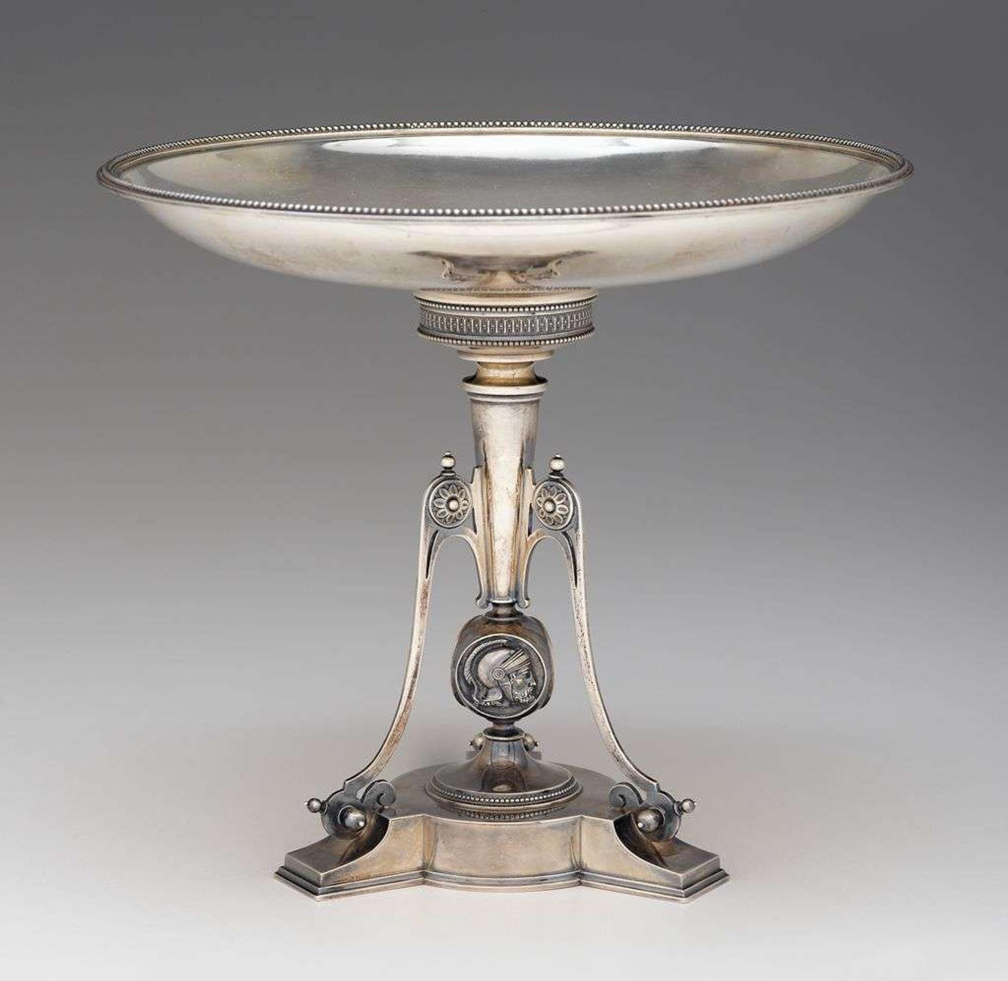 Sterling silver presentation tazza starr & marcus, new york, ny, dated, "1867"