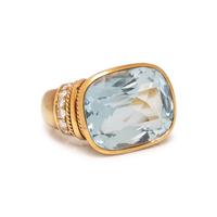 AQUAMARINE AND DIAMOND RING