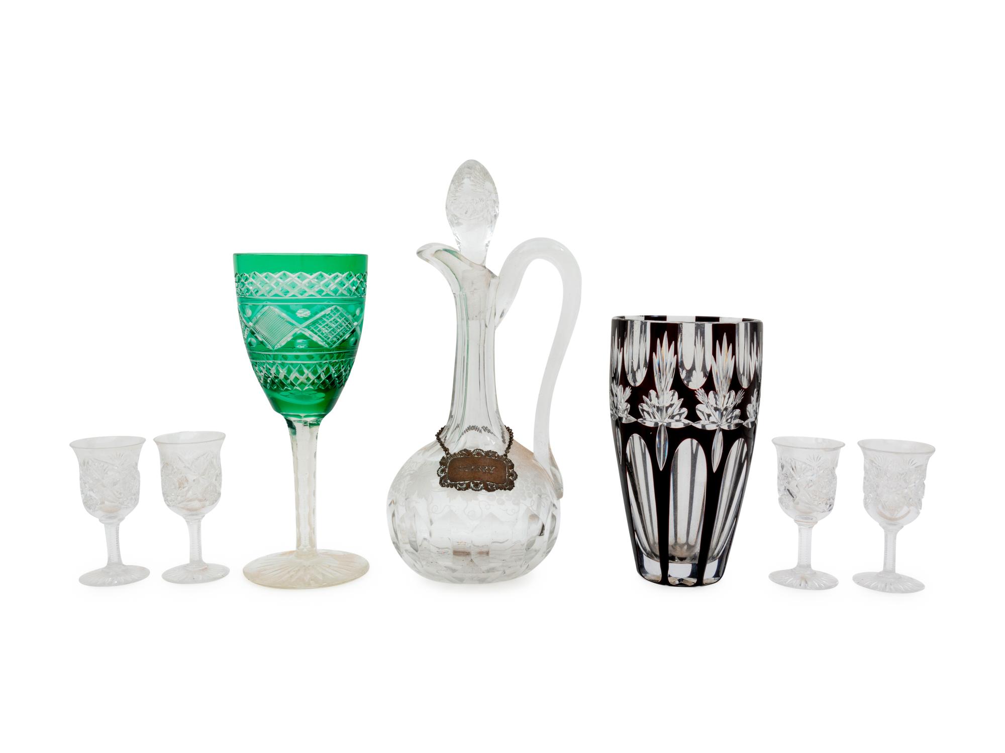 A Collection of Glass Table Articles