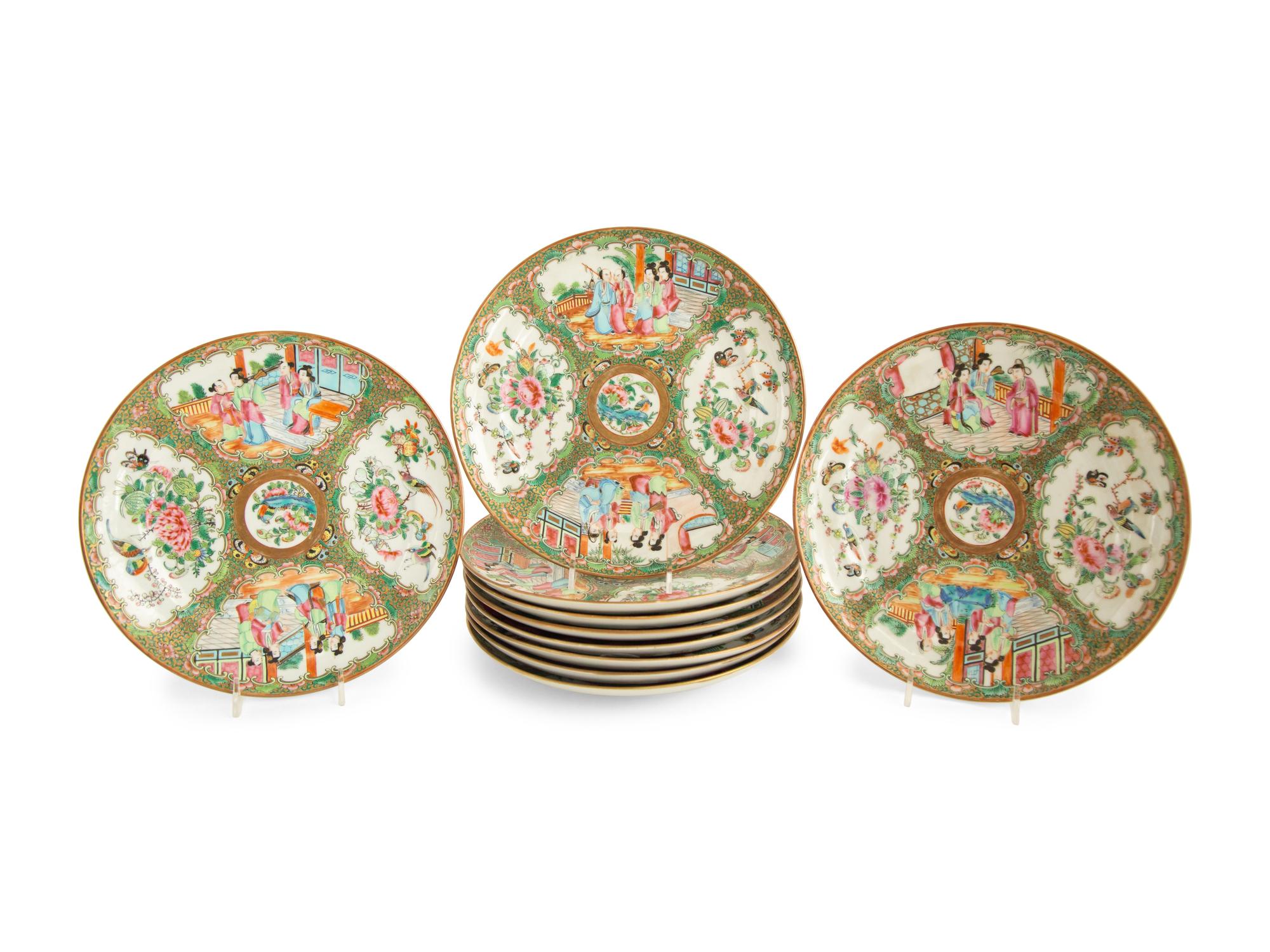 A Set of Ten Chinese Rose Medallion Porcelain Plates