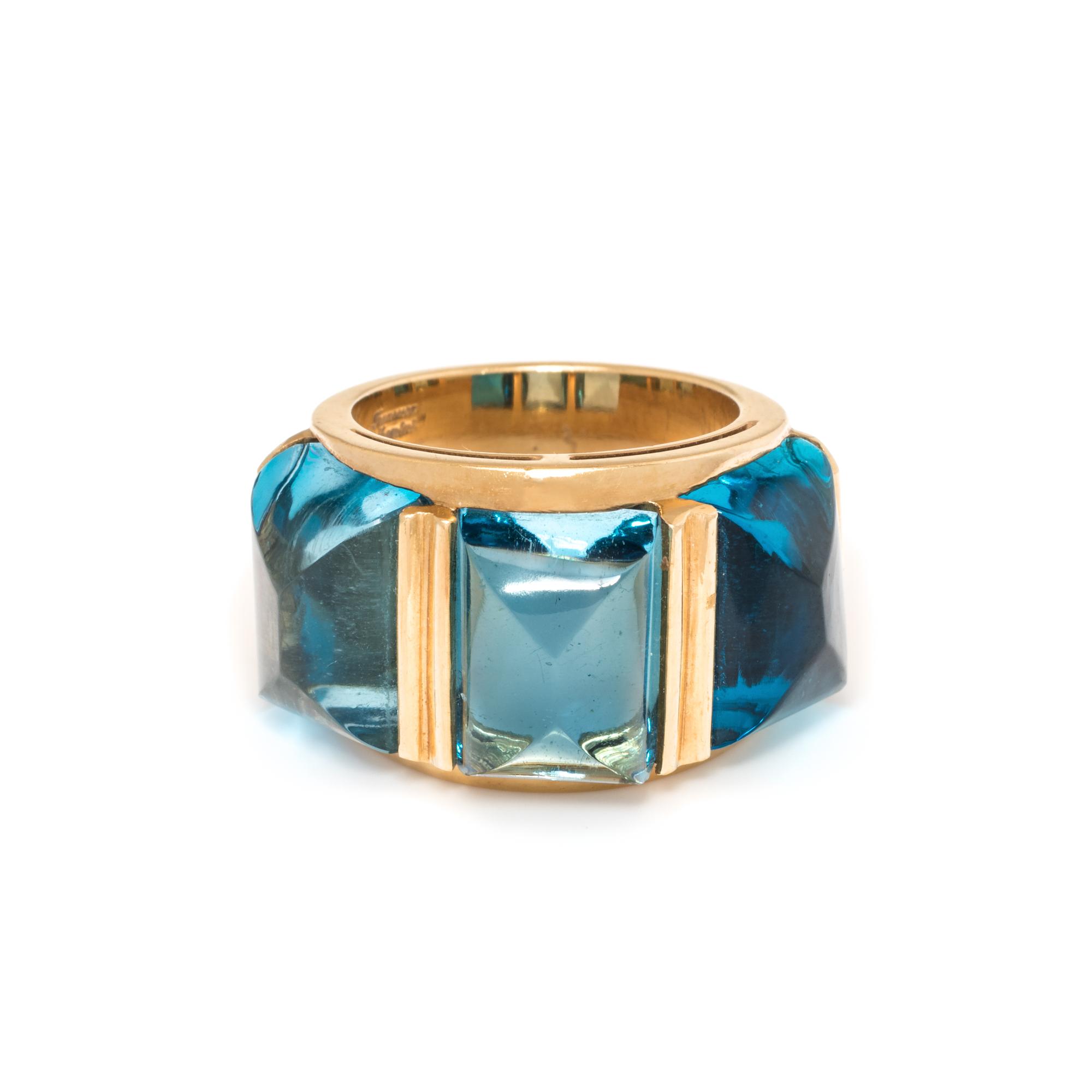 YELLOW GOLD AND BLUE TOPAZ RING