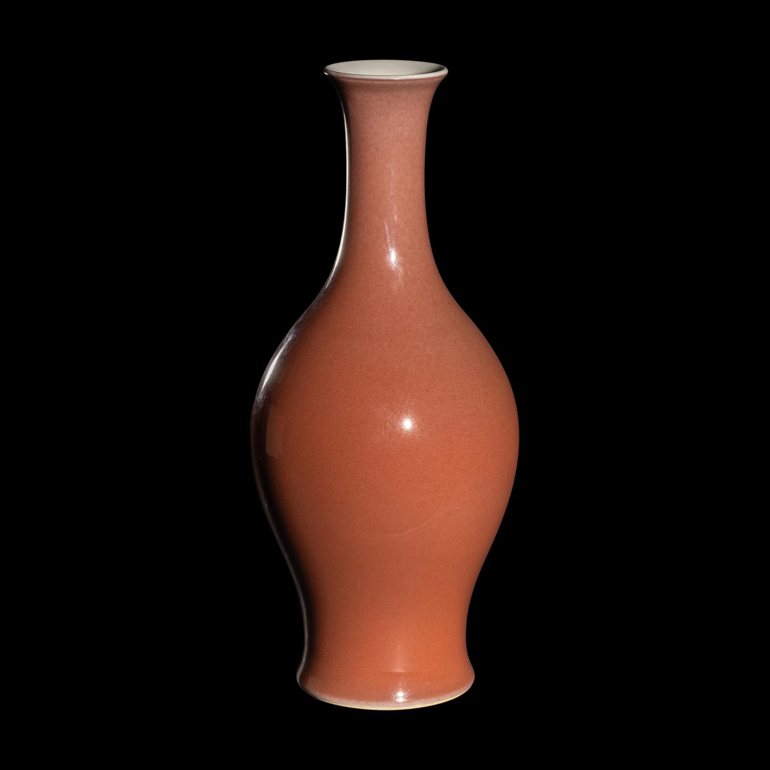 A Chinese Sang-de-Boeuf Glazed Porcelain Vase, Ganlanping, Qianlong Mark 乾隆款 寶石紅釉橄欖瓶