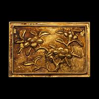 A Partial Set of Chinese Yellow Gold Belt Plaques, Ming Dynasty 明 四時花卉紋帶跨六件：三桃、兩排方、一小方（辅弼）