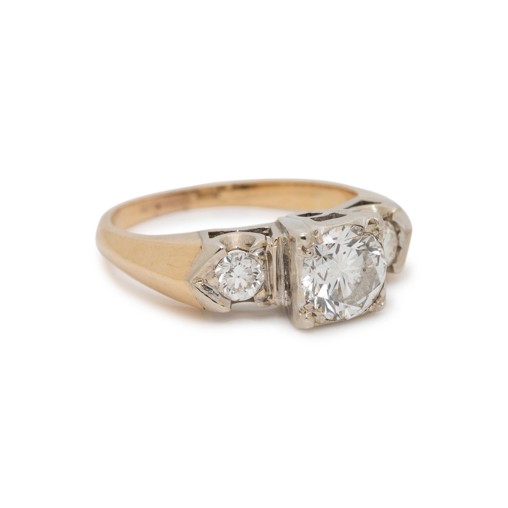 DIAMOND RING
