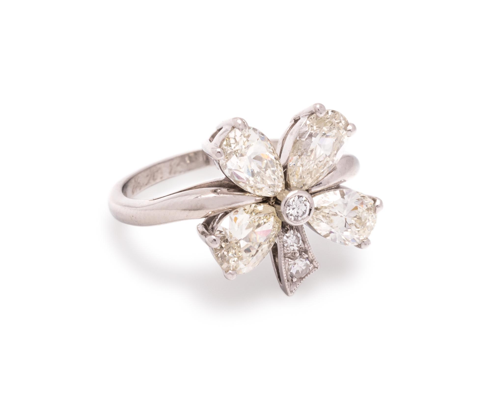 DIAMOND CLOVER RING